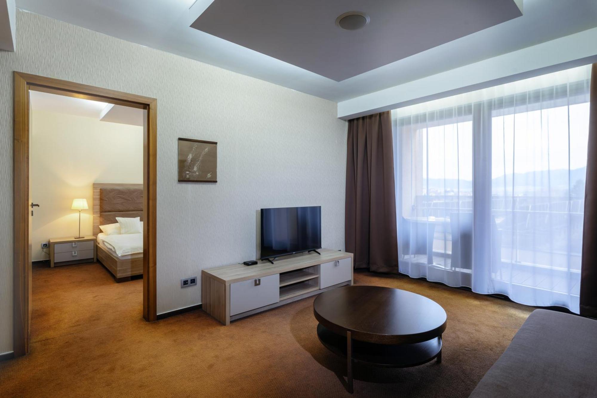Wellness Hotel Diplomat Раецке-Теплице Экстерьер фото